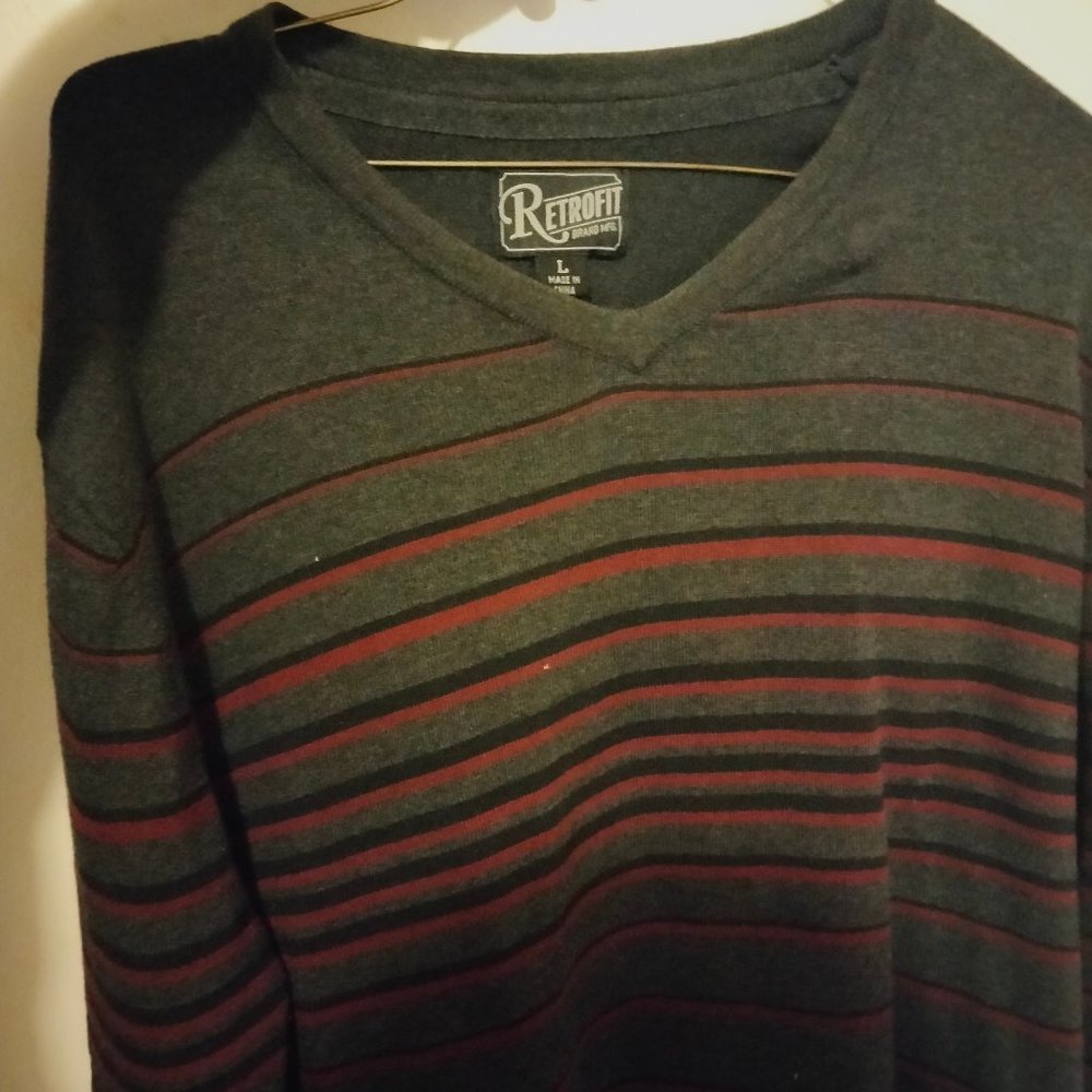V neck sweater